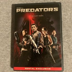 10 for $10🍿Predators